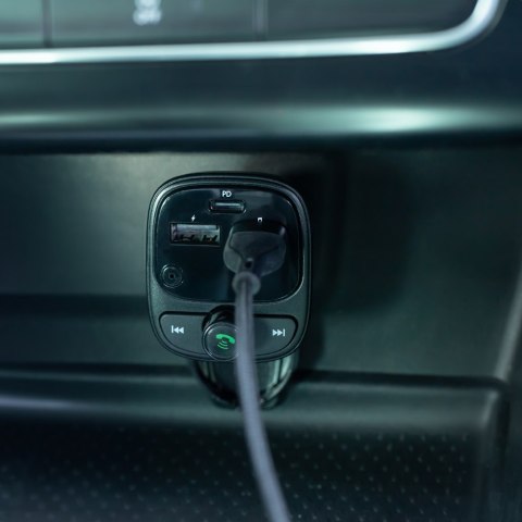 Forever transmiter FM Bluetooth 2 x USB-A 1 x USB-C PD 30W TR-370 czarny