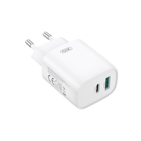XO ładowarka sieciowa CE30 PD 30W 1x USB-C 1x USB biała + kabel USB-C - Lightning