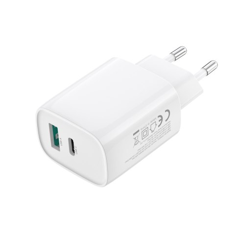 XO ładowarka sieciowa CE30 PD 30W 1x USB-C 1x USB biała + kabel USB-C - Lightning